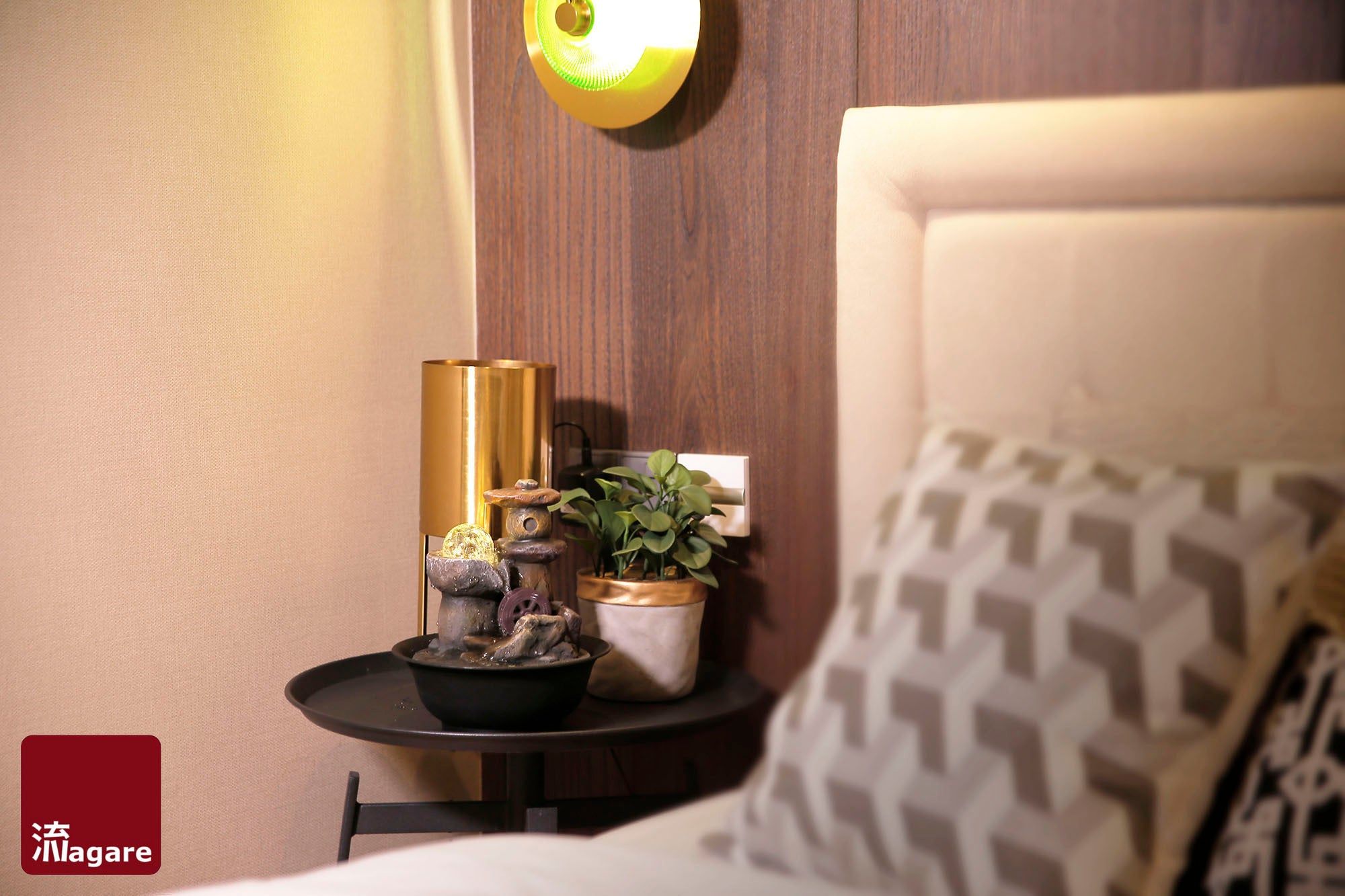 In this Happy House you will find hope, smiles, and a ray of sunshine. An unassuming yet captivating piece that has a story waiting to be discovered.